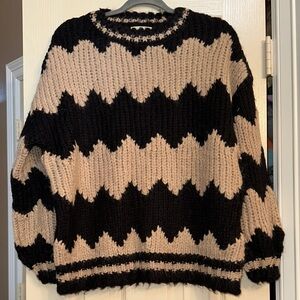 Entro Black and Tan Knit Sweater